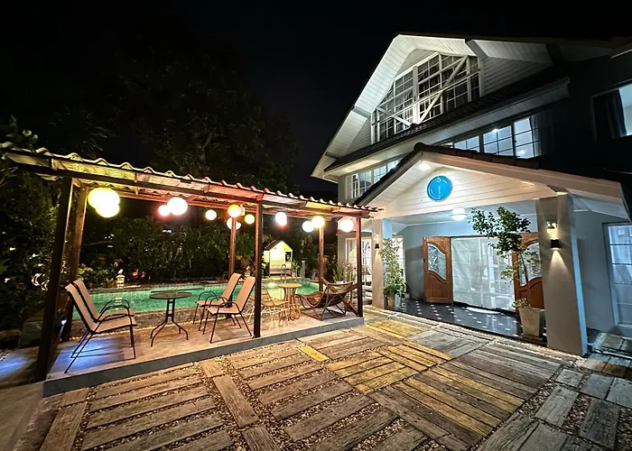 Comfy Boutique House